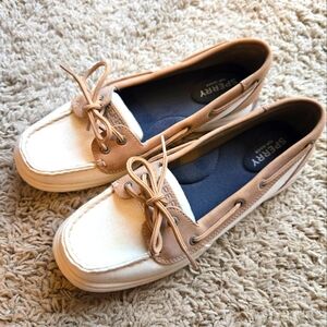 Sperry Women's Tan and Cream Boat Shoes